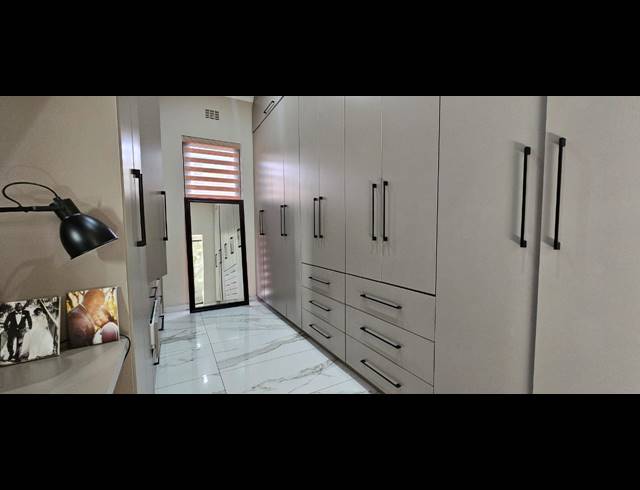 5 BEDROOM HOUSE FOR SALE IN WIGWAM